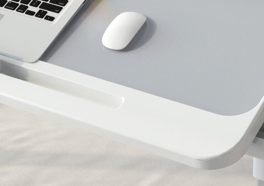 Маленький регулируемый столик для ноутбука с подъемным механизмом и USB-слотом, черный цвет 286 фото