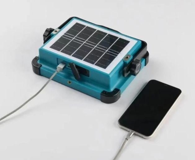 Светодиодный прожектор 300 Вт с функцией Power Bank и солнечной панелью 774 фото